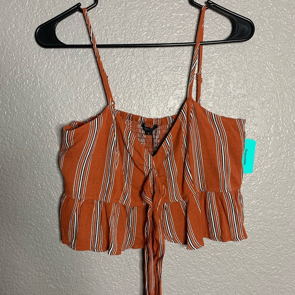 Cute top and pants set - Picture 2 of 4